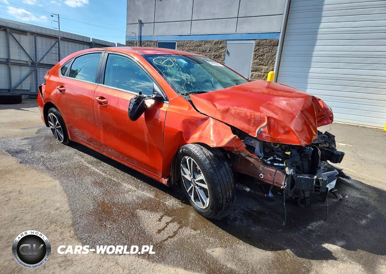 2024 Kia Forte Lx VIN:3KPF24AD4RE727238 - 4