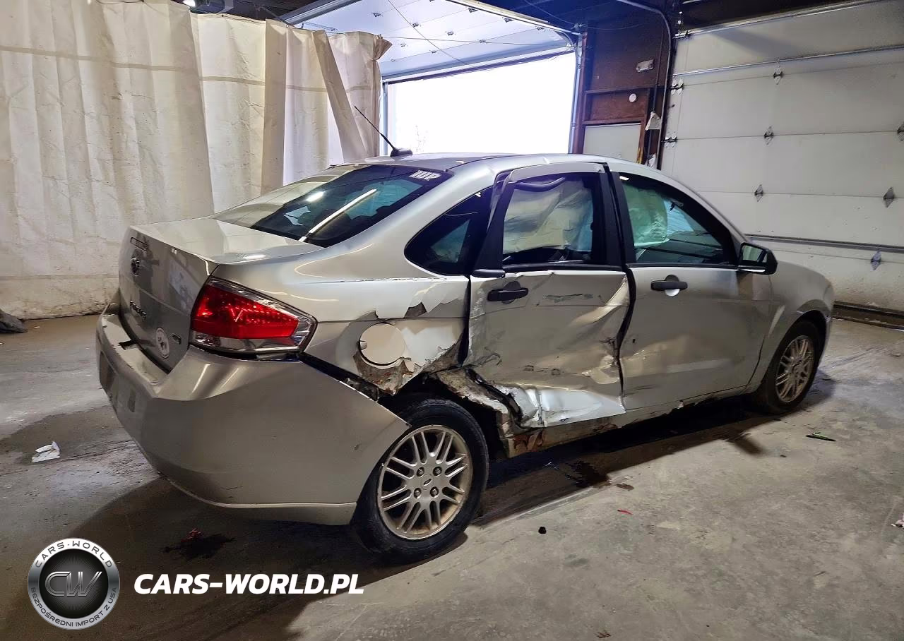 2010 Ford Focus Se VIN:1FAHP3FN0AW186128 - 3