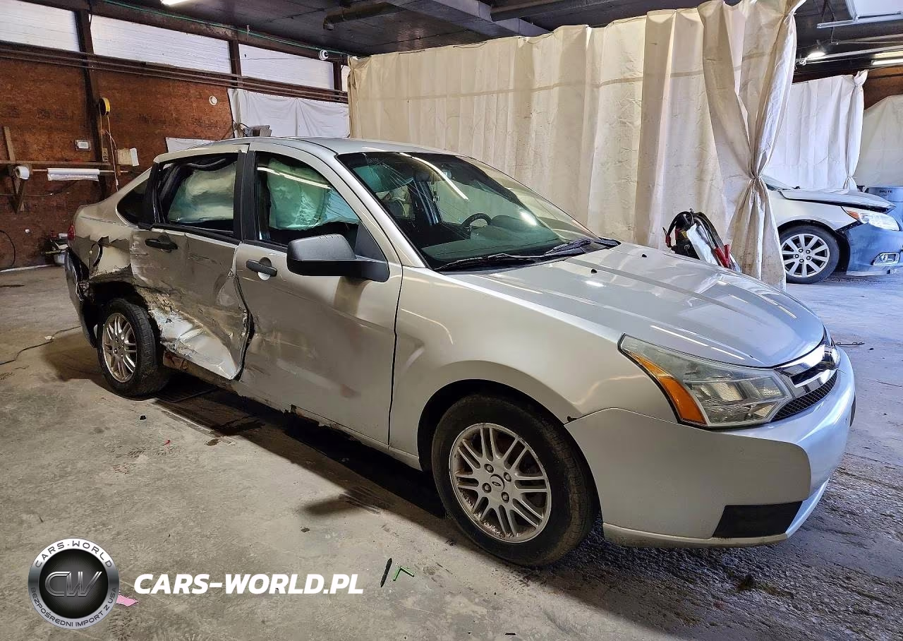 2010 Ford Focus Se VIN:1FAHP3FN0AW186128 - 4