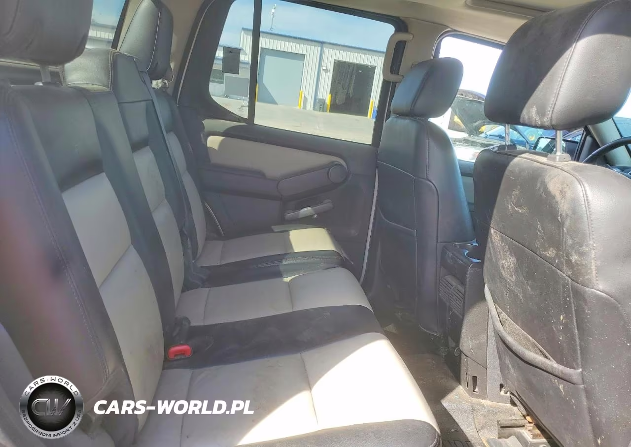 2007 Ford Explorer Sport Trac Limited VIN:1FMEU33817UA12833 - 10
