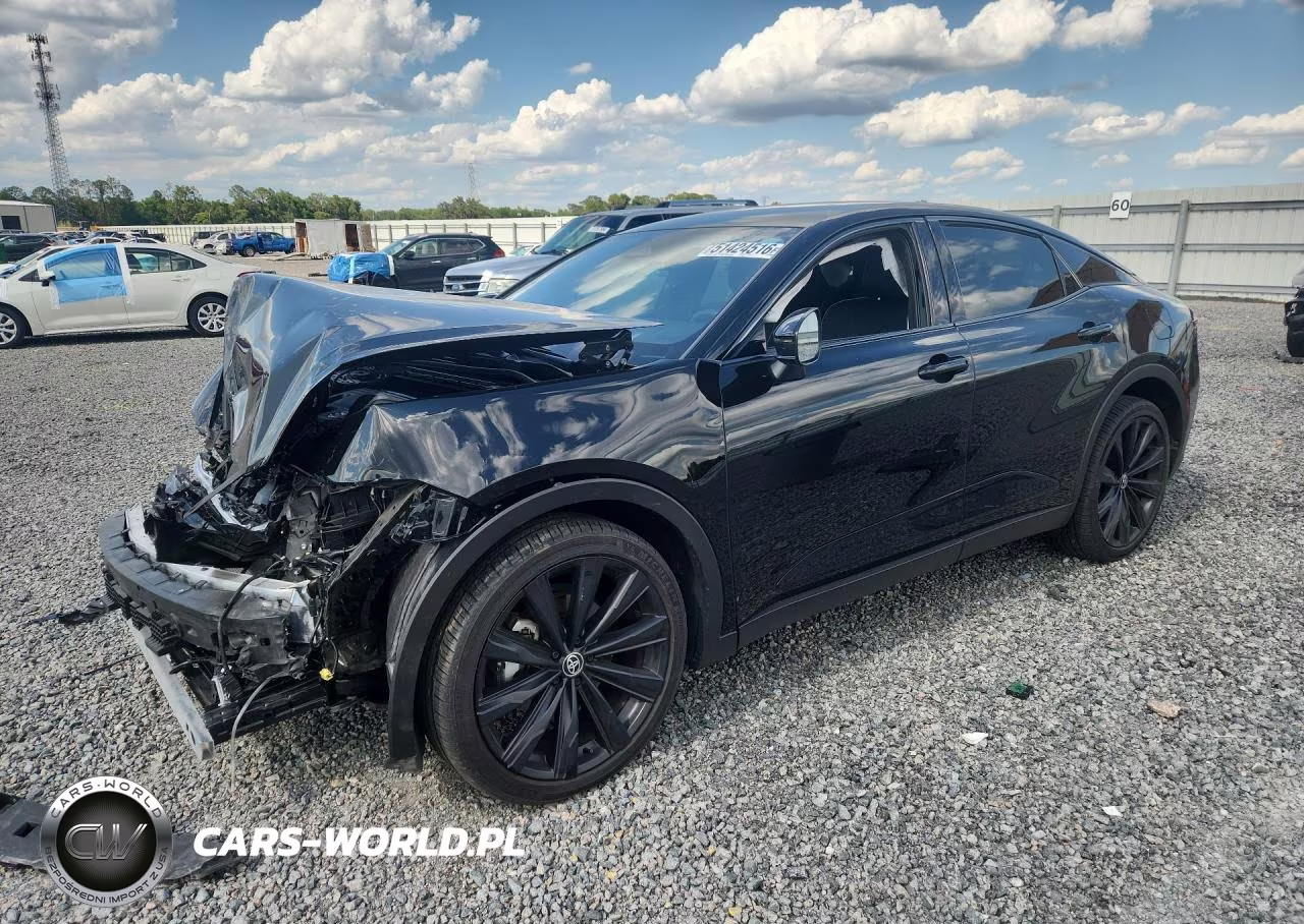 2025 Toyota Crown Nightshade – zdjęcie 1 z 12