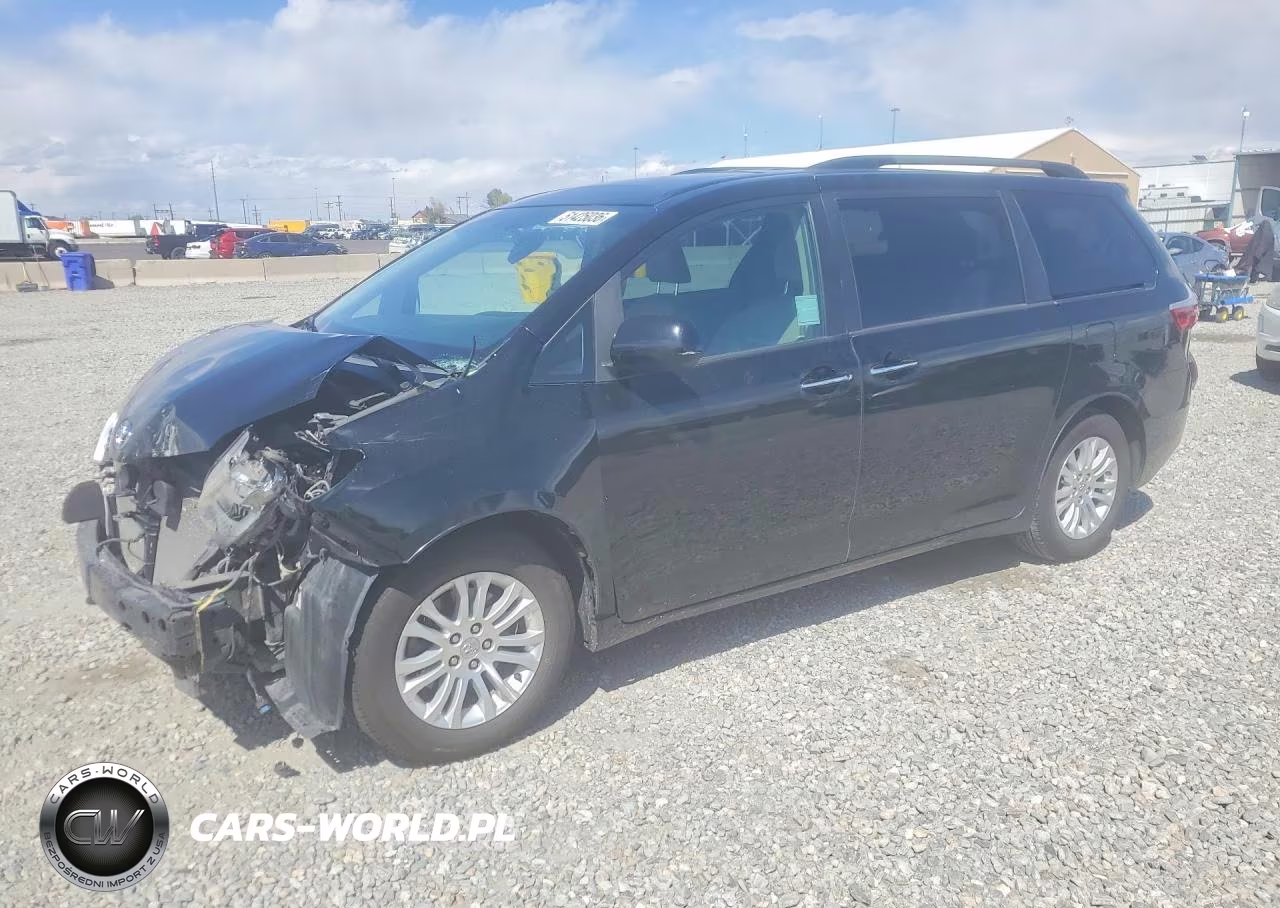 2017 Toyota Sienna Xle 8-Passenger