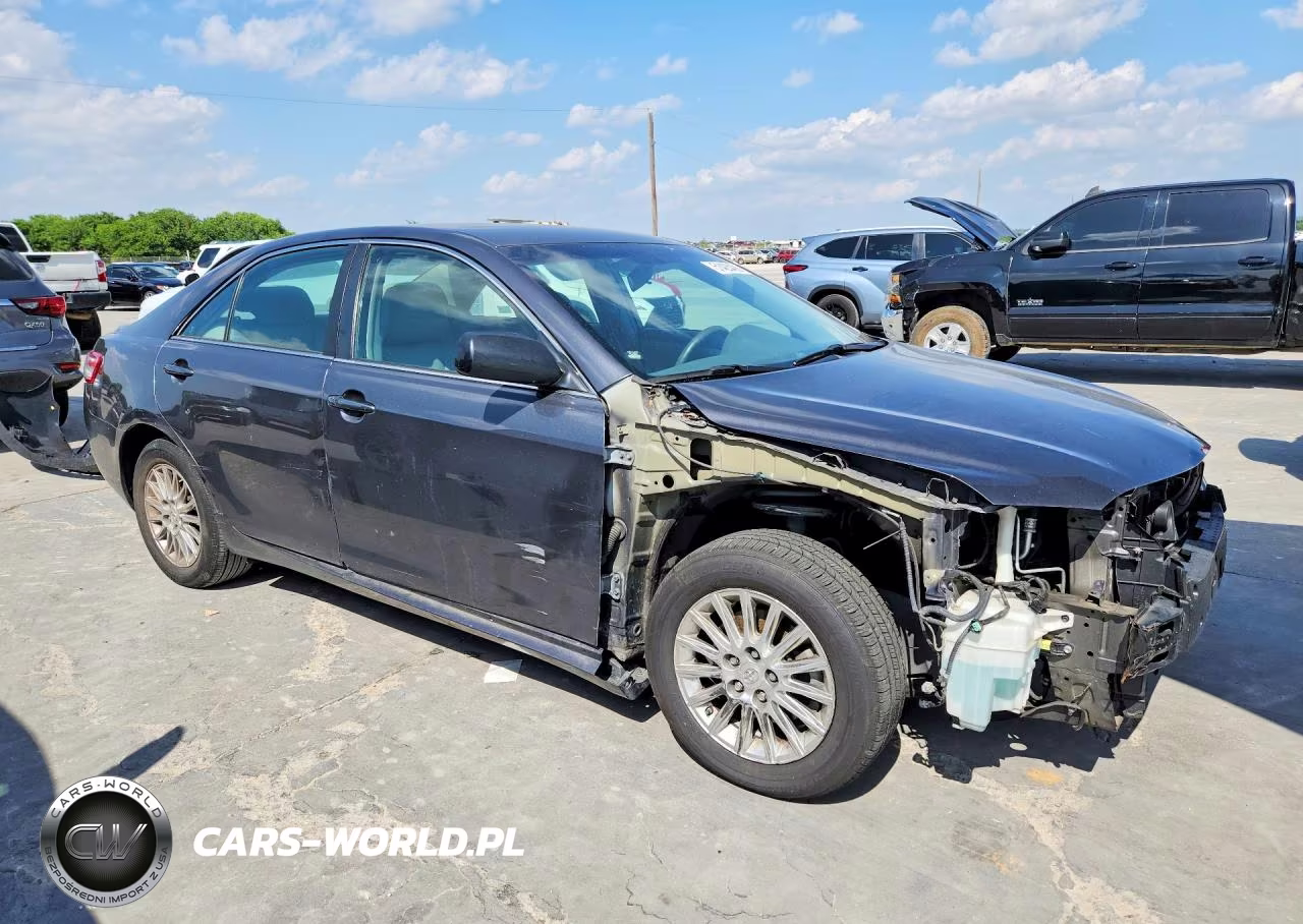 2011 Toyota Camry Le VIN:4T4BF3EK6BR218752 - 4