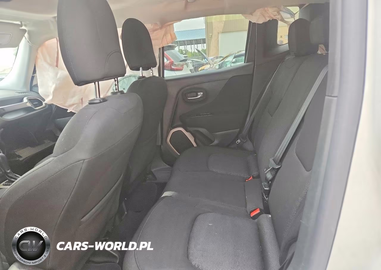 2015 Jeep Renegade Latitude VIN:ZACCJABT2FPC26082 - 11