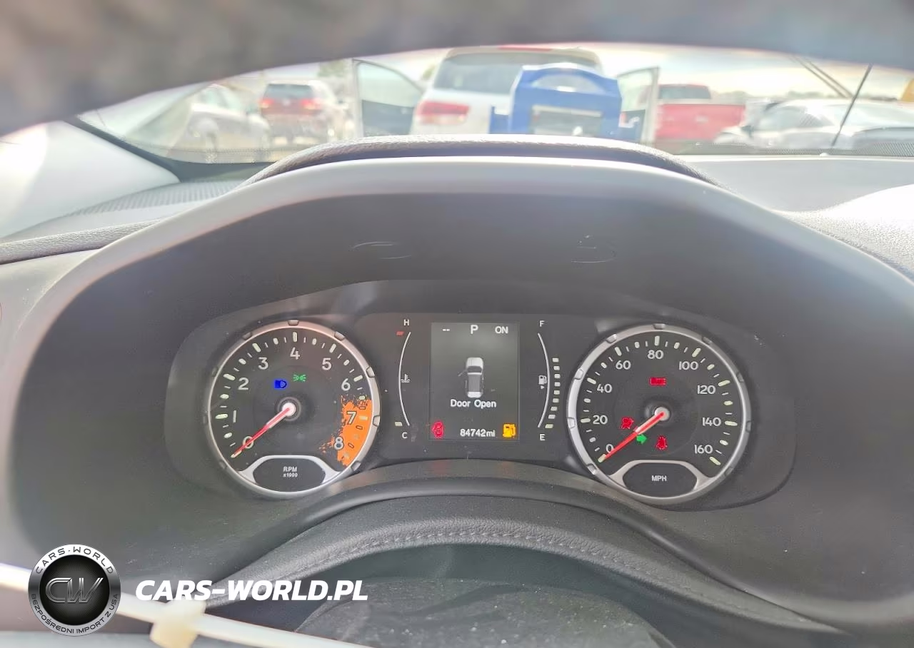 2015 Jeep Renegade Latitude VIN:ZACCJABT2FPC26082 - 9