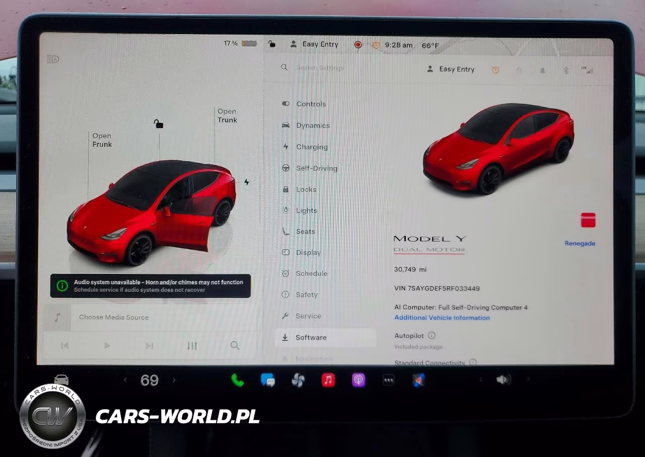 2024 Tesla Model Y VIN:7SAYGDEF5RF033449 - 9