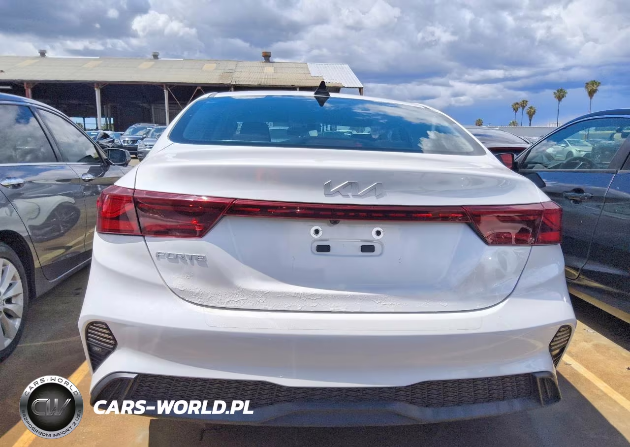 2023 Kia Forte Lxs VIN:3KPF24ADXPE682691 - 6