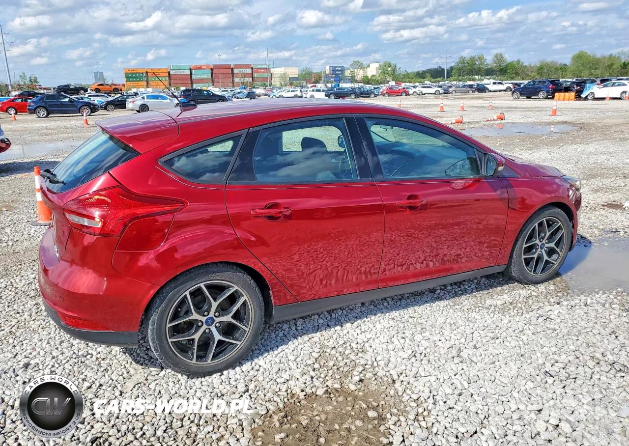 2017 Ford Focus Sel VIN:1FADP3M20HL341246 - 3