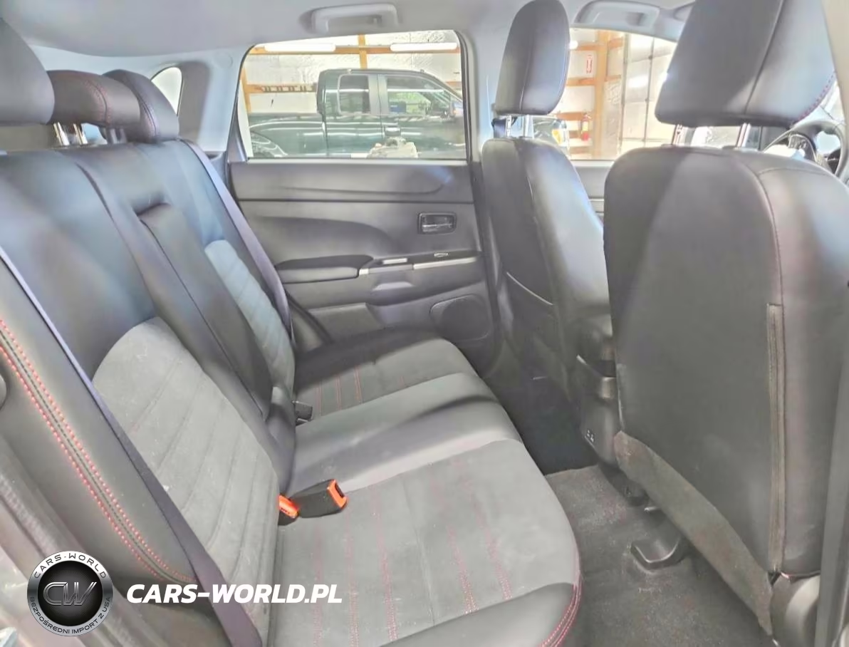 2025 Mitsubishi Outlander Sport S VIN:JA4ARUAU2SU006956 - 11