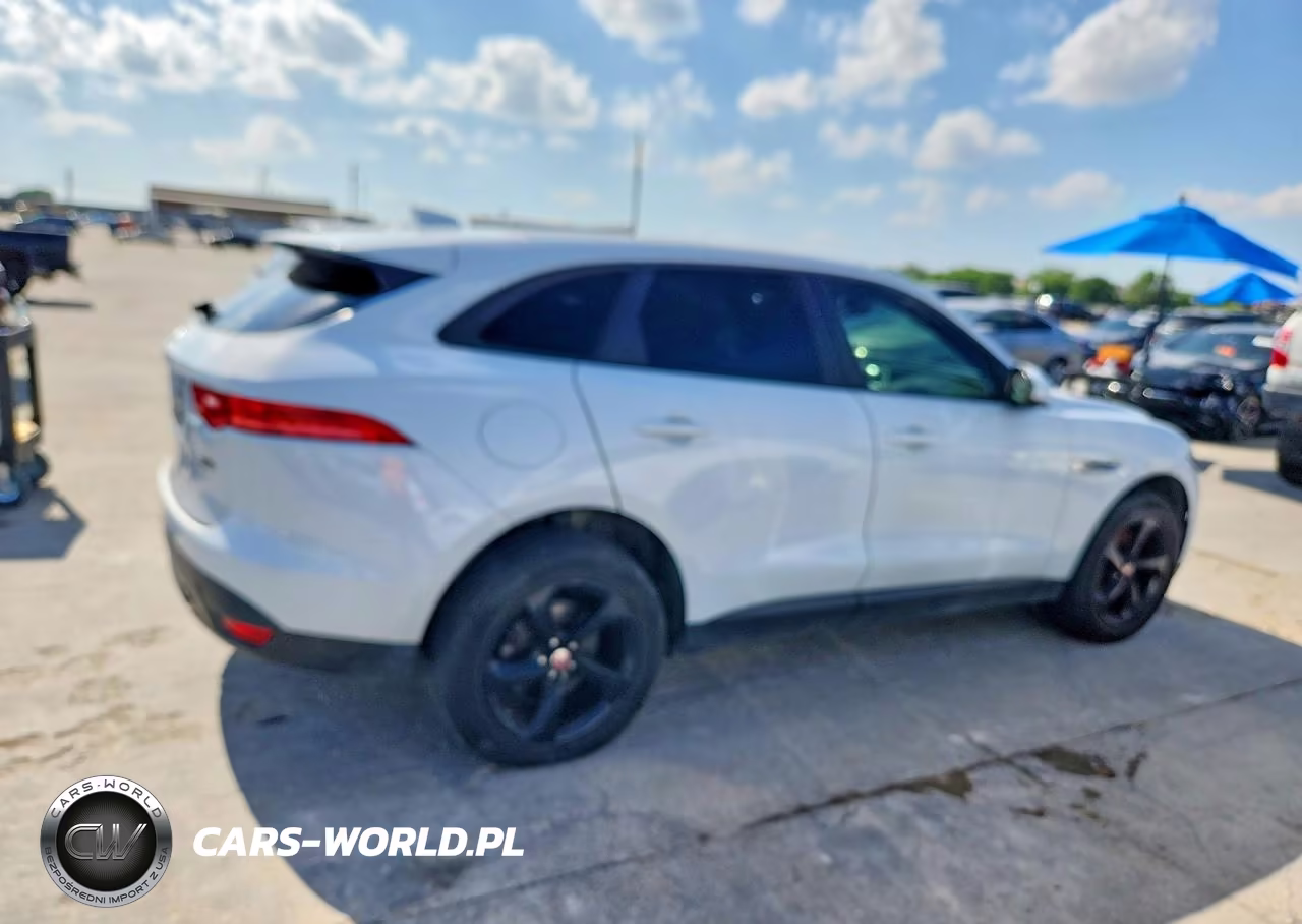 2018 Jaguar F-Pace Premium VIN:SADCJ2GX8JA236856 - 3