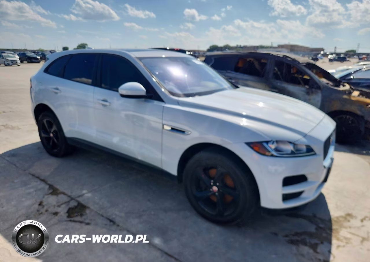 2018 Jaguar F-Pace Premium VIN:SADCJ2GX8JA236856 - 4