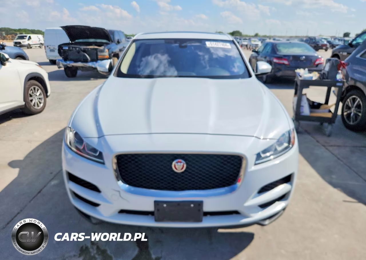 2018 Jaguar F-Pace Premium VIN:SADCJ2GX8JA236856 - 5