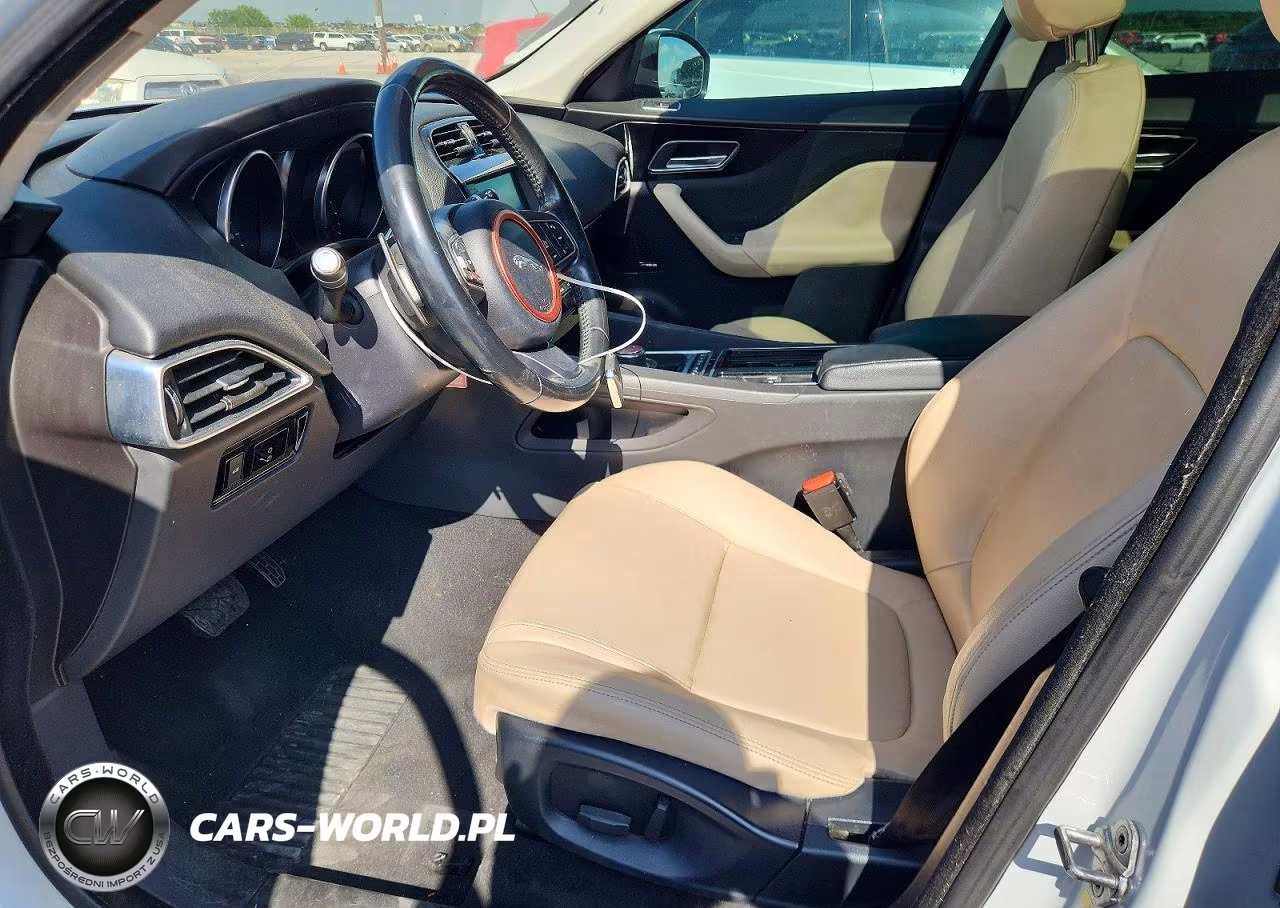 2018 Jaguar F-Pace Premium VIN:SADCJ2GX8JA236856 - 7