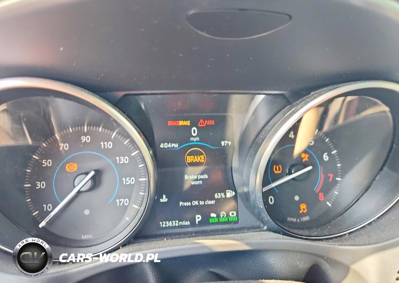 2018 Jaguar F-Pace Premium VIN:SADCJ2GX8JA236856 - 9