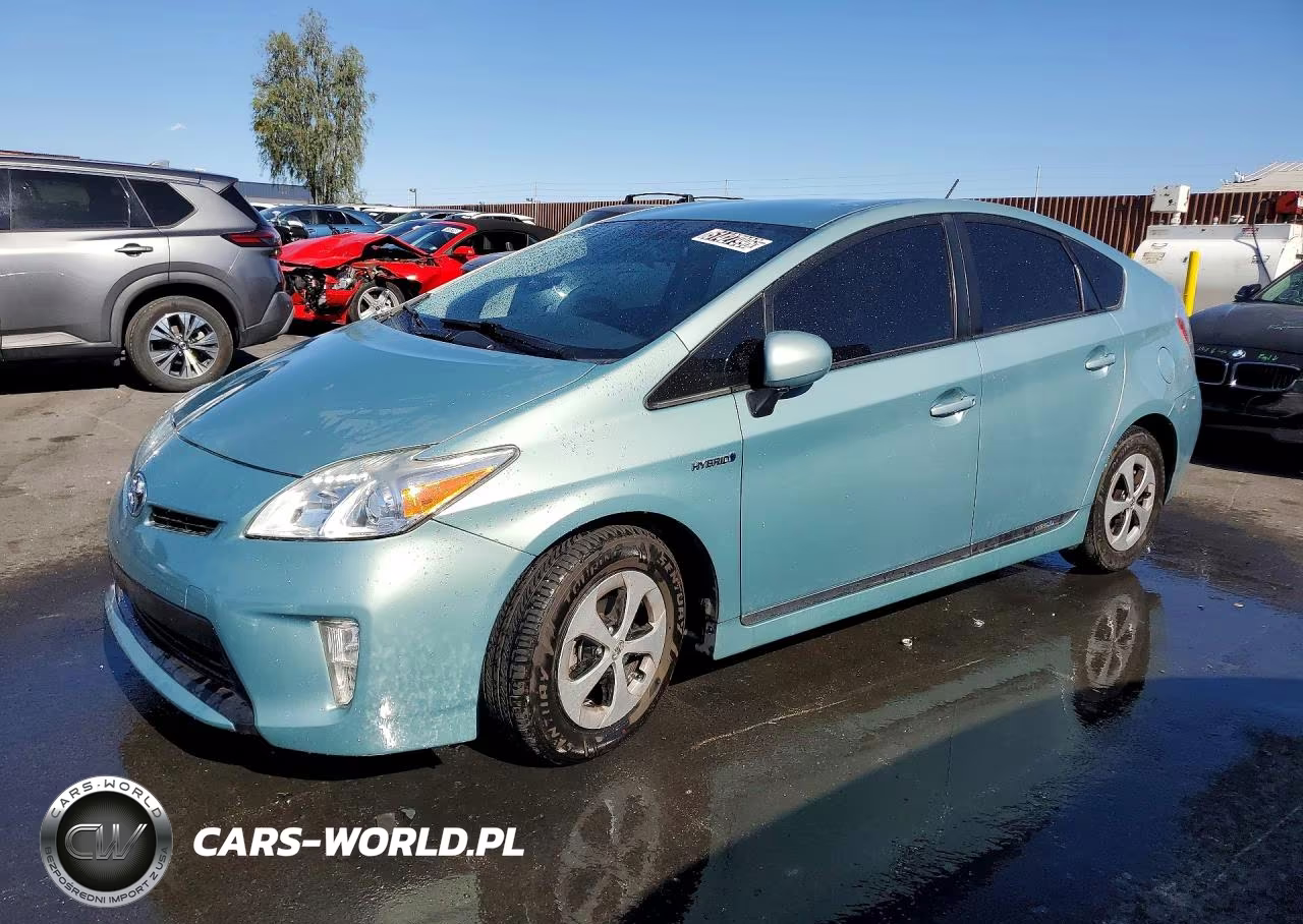 2013 Toyota Prius Two – zdjęcie 1 z 12