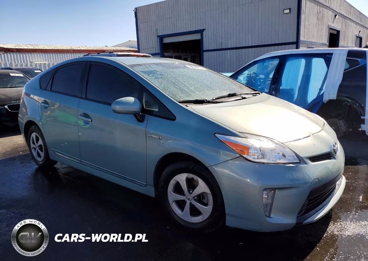 2013 Toyota Prius Two VIN:JTDKN3DU4D1637191 - 4