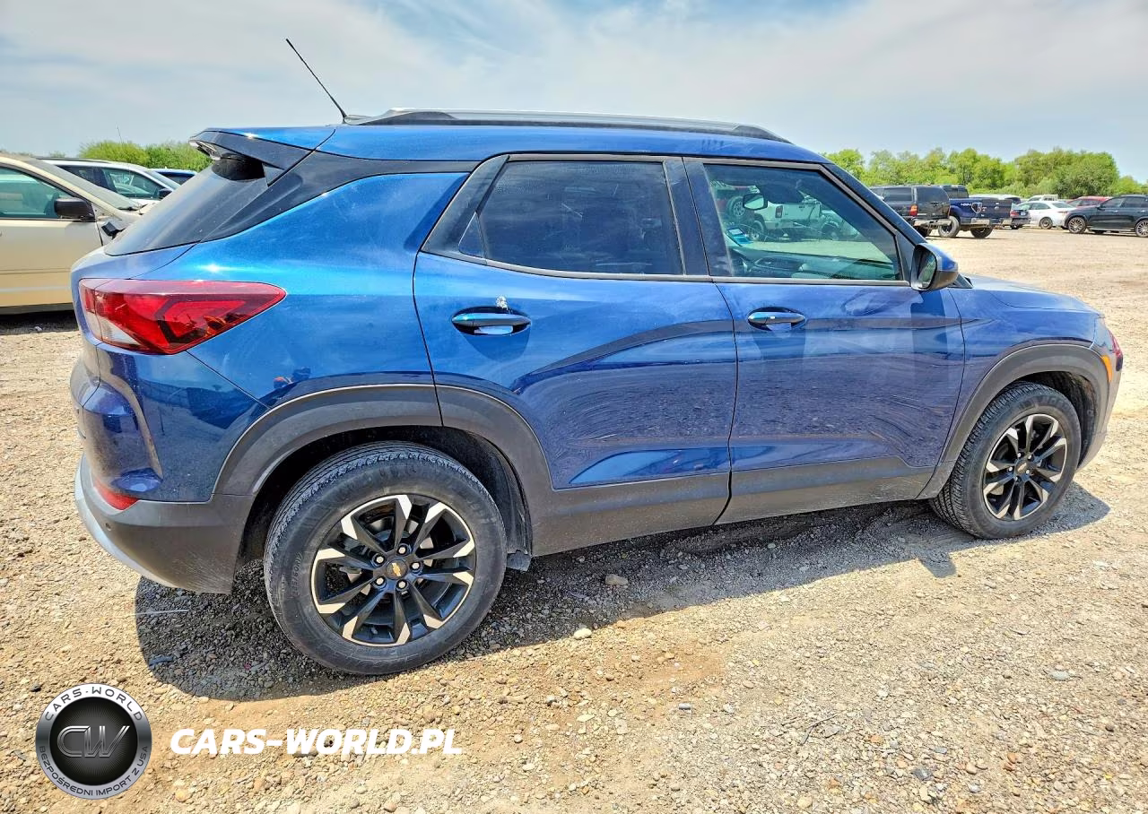 2021 Chevrolet Trailblazer Lt VIN:KL79MPSL1MB010023 - 3