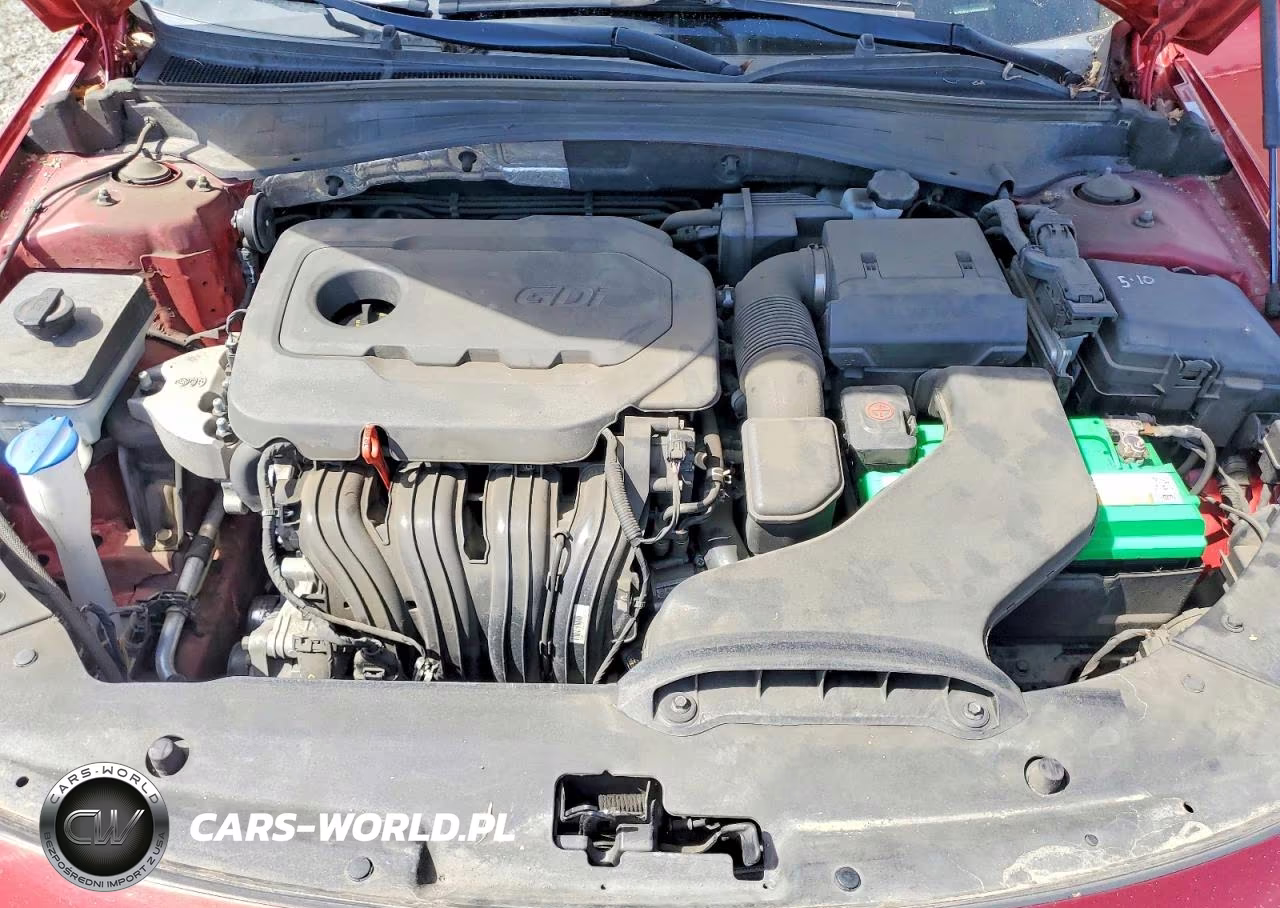 2018 Kia Optima S VIN:5XXGT4L32JG241044 - 11