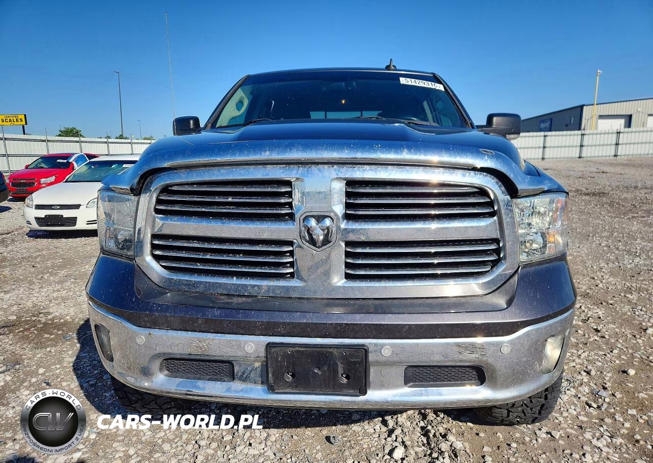 2018 Ram 1500 Slt VIN:3C6RR7LT6JG143504 - 5