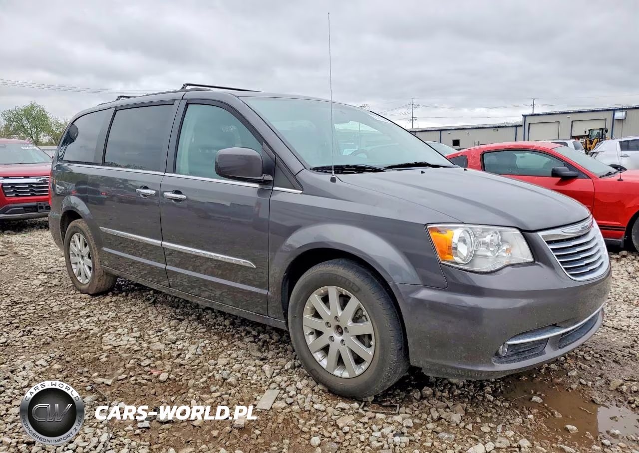 2016 Chrysler Town & Country Touring VIN:2C4RC1BG3GR247933 - 4