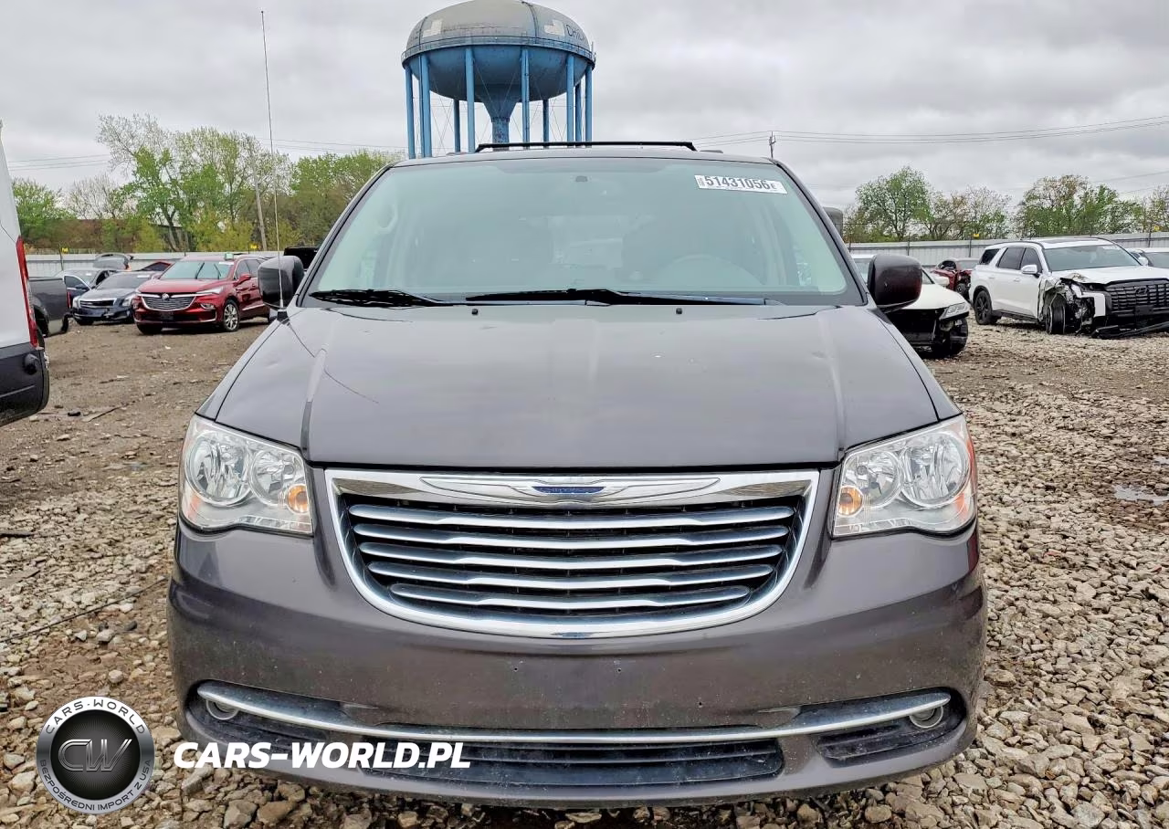 2016 Chrysler Town & Country Touring VIN:2C4RC1BG3GR247933 - 5