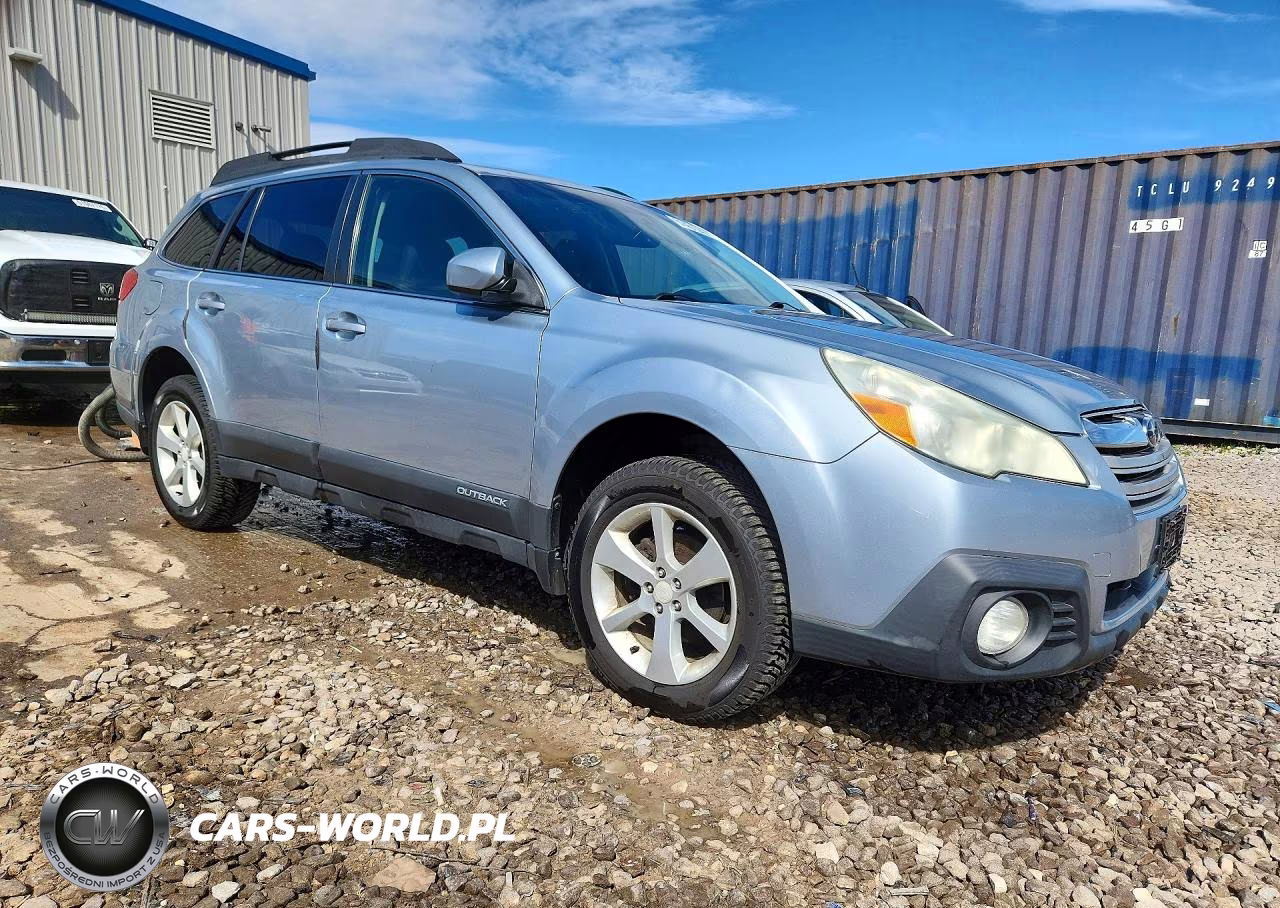 2014 Subaru Outback 2.5I Premium VIN:4S4BRCCC2E3207965 - 4