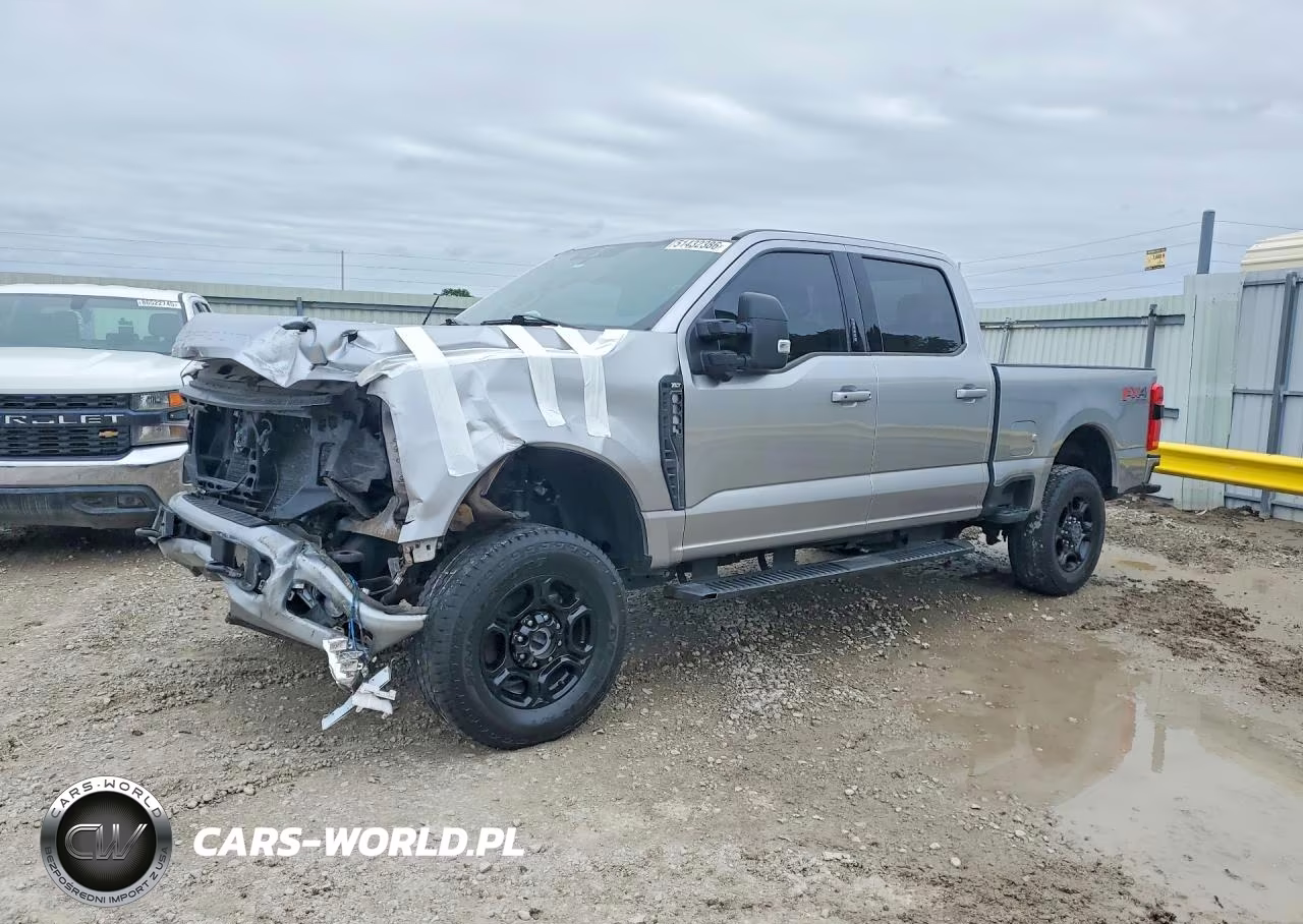 2023 Ford F250 Super Duty – zdjęcie 1 z 12