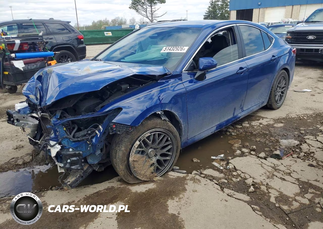 2025 Toyota Camry Xle – zdjęcie 1 z 12