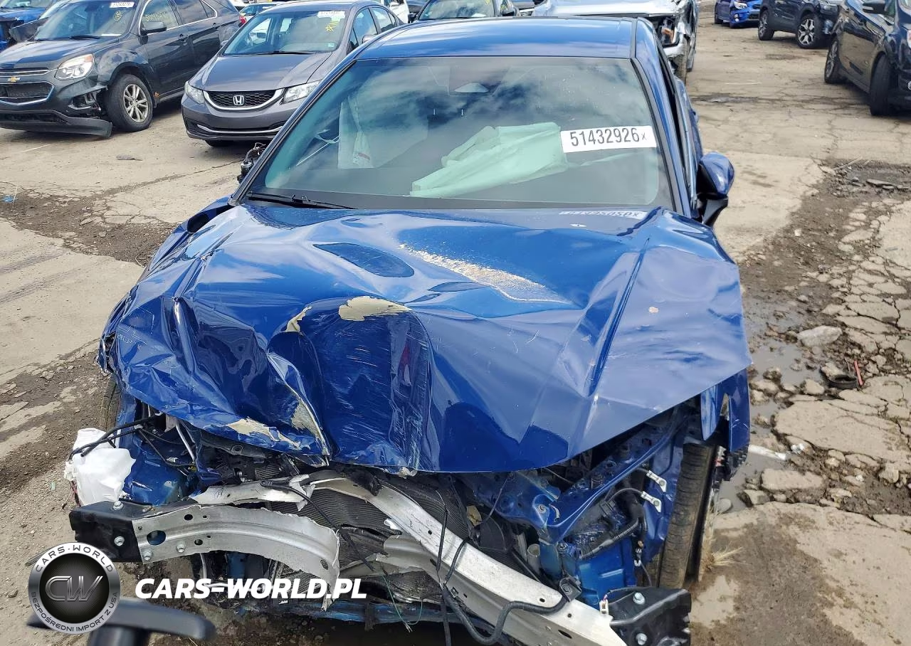 2025 Toyota Camry Xle VIN:4T1DAACK2SU176525 - 5
