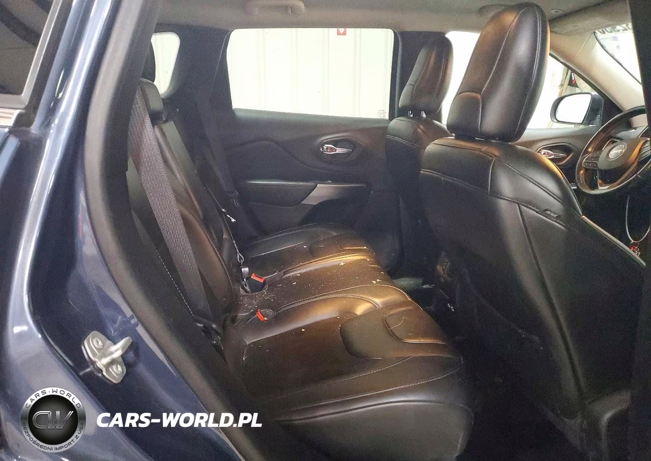 2019 Jeep Cherokee Latitude Plus VIN:1C4PJMLB3KD455341 - 11