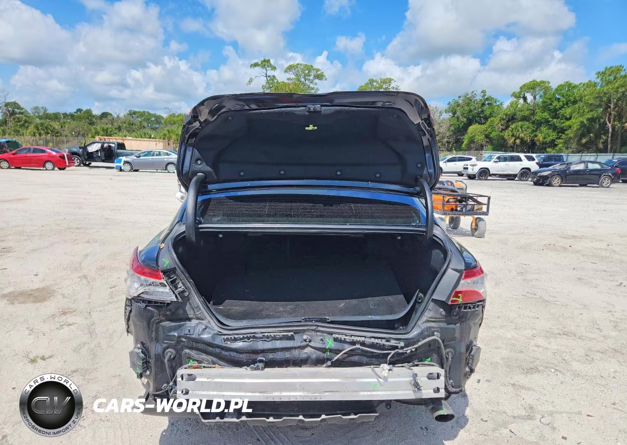 2018 Toyota Camry Xle VIN:4T1B11HKXJU111694 - 6
