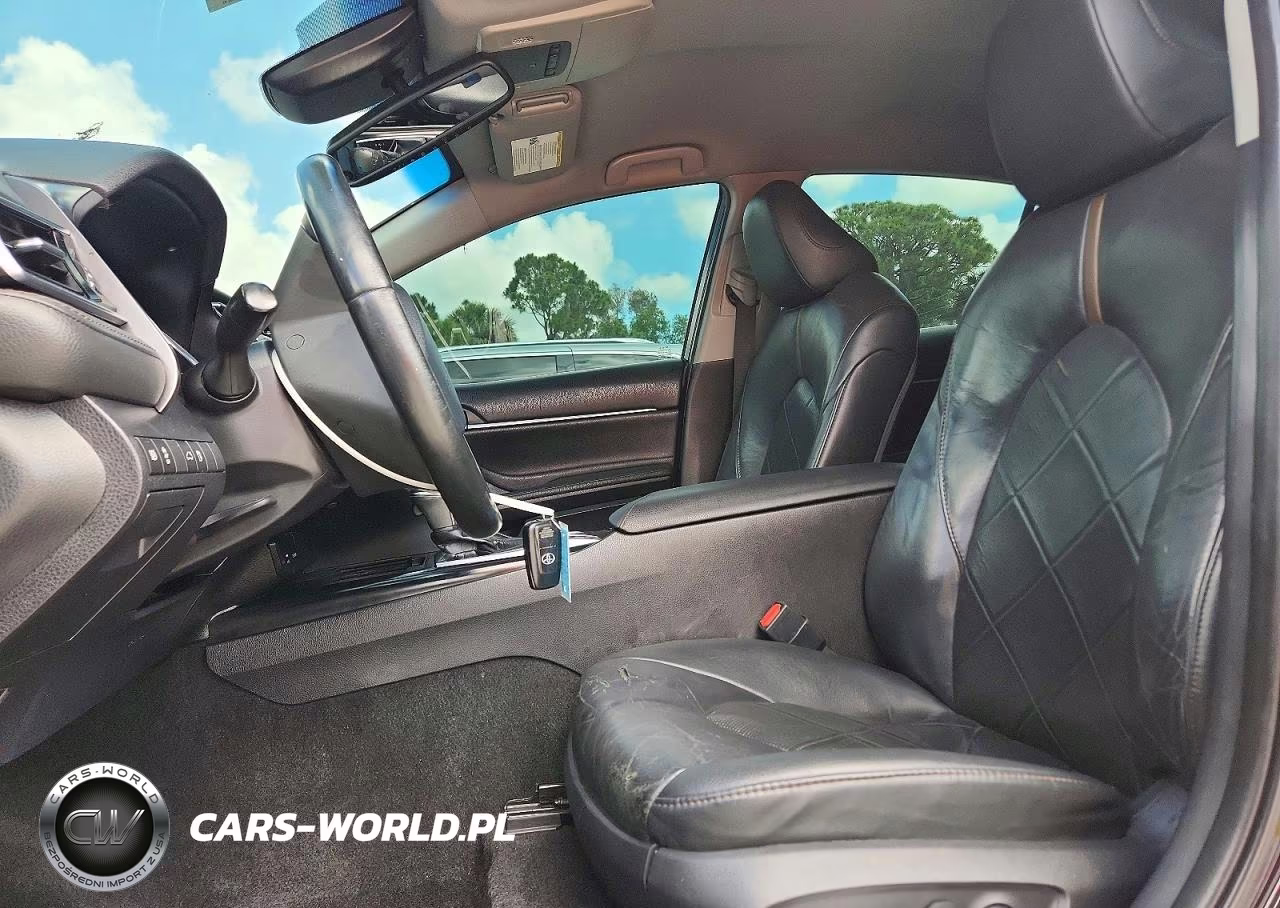 2018 Toyota Camry Xle VIN:4T1B11HKXJU111694 - 7