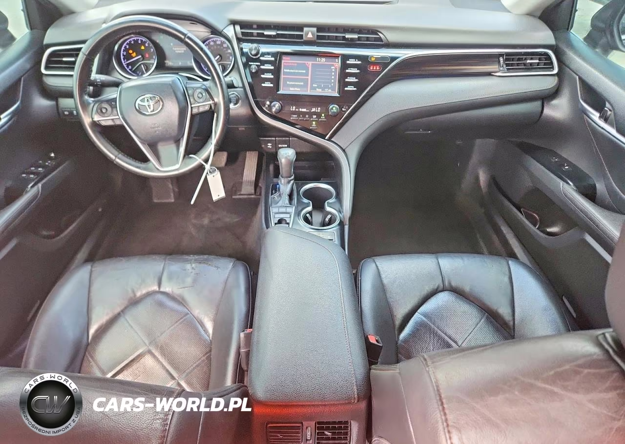 2018 Toyota Camry Xle VIN:4T1B11HKXJU111694 - 8