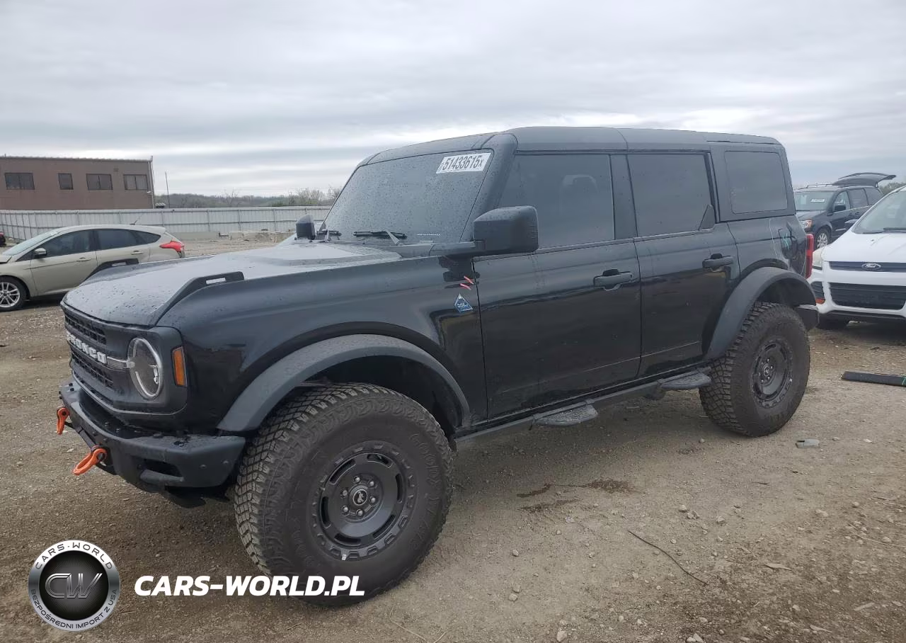 2024 Ford Bronco Black Diamond – zdjęcie 1 z 13