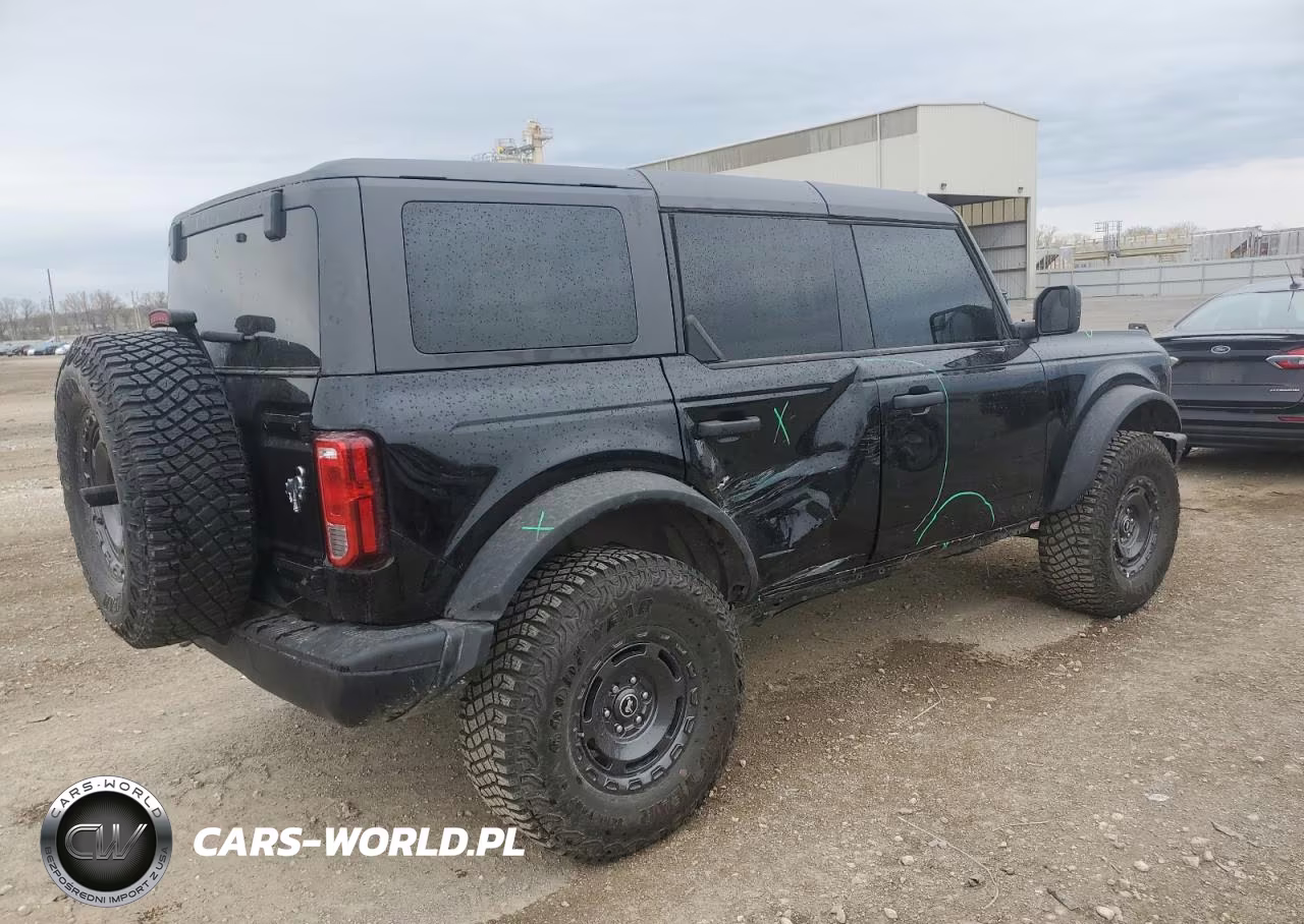 2024 Ford Bronco Black Diamond VIN:1FMEE1BP2RLA76348 - 3
