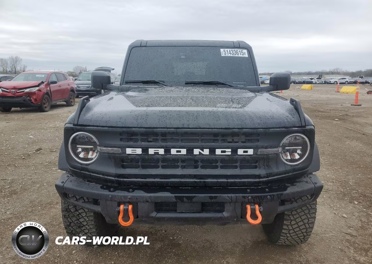 2024 Ford Bronco Black Diamond VIN:1FMEE1BP2RLA76348 - 5
