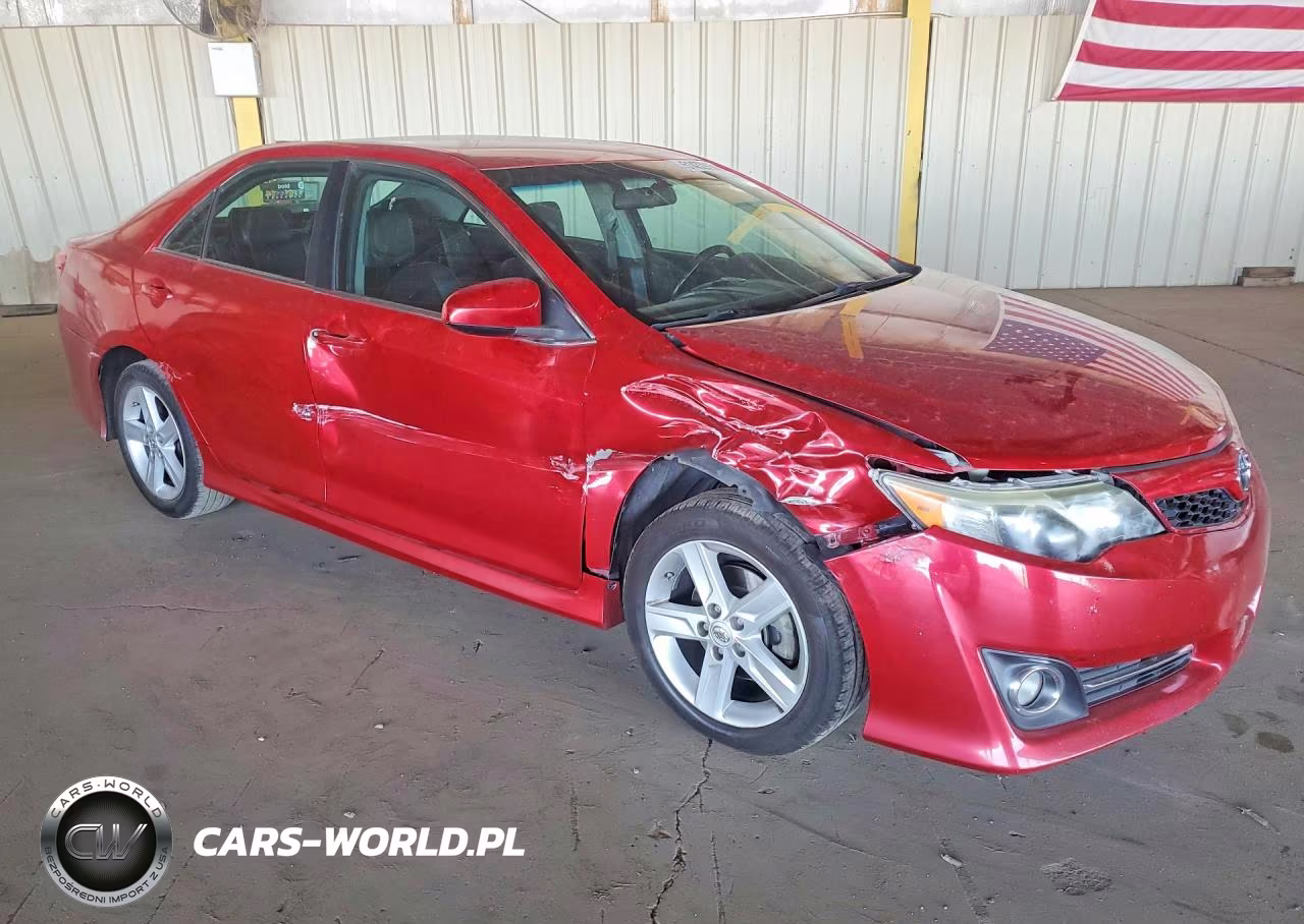 2014 Toyota Camry Se VIN:4T1BF1FK8EU743362 - 4
