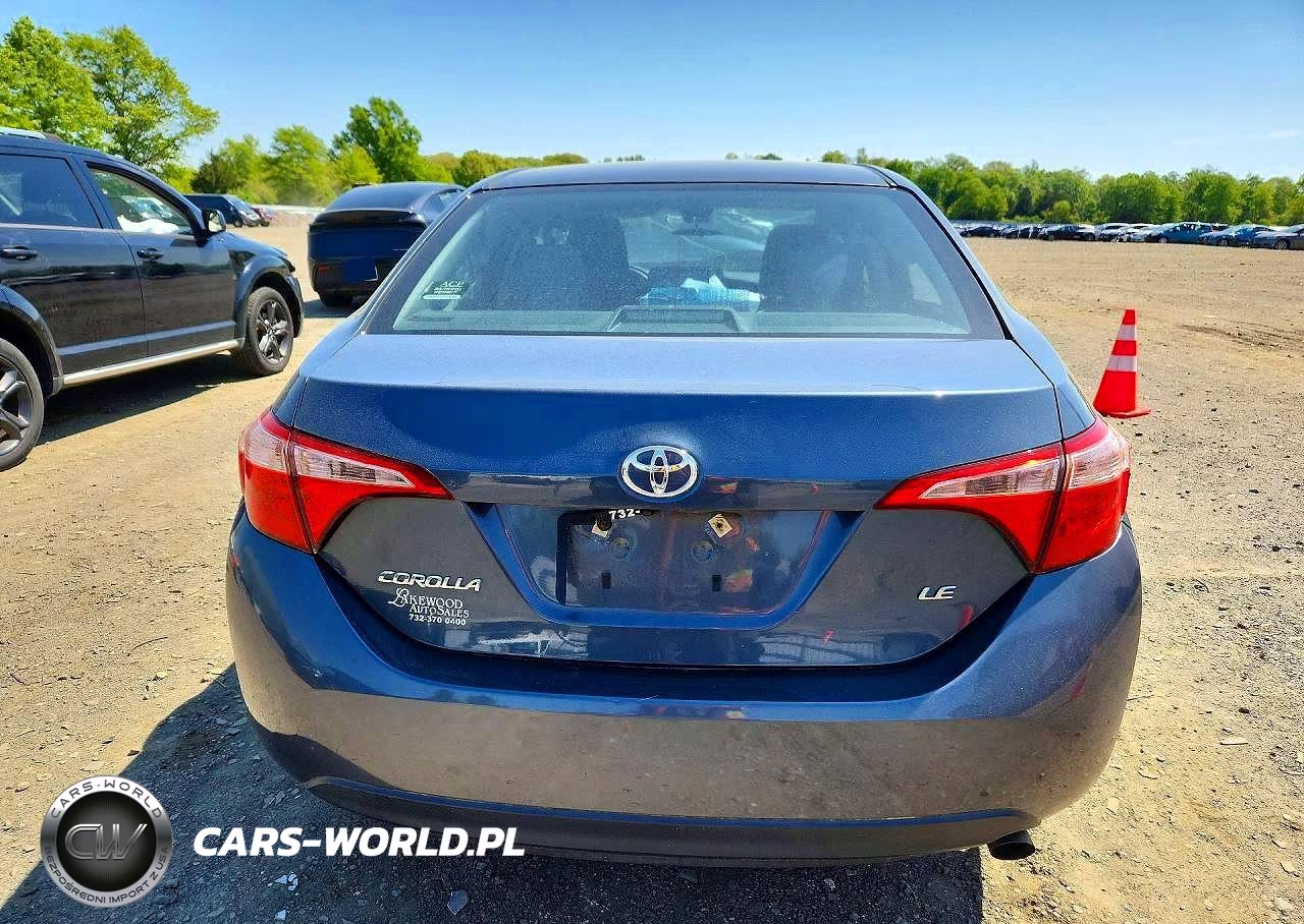 2017 Toyota Corolla Le VIN:2T1BURHE5HC786560 - 6