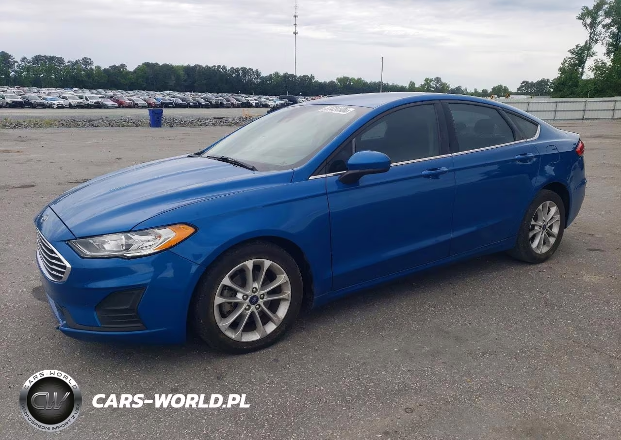 2020 Ford Fusion Se