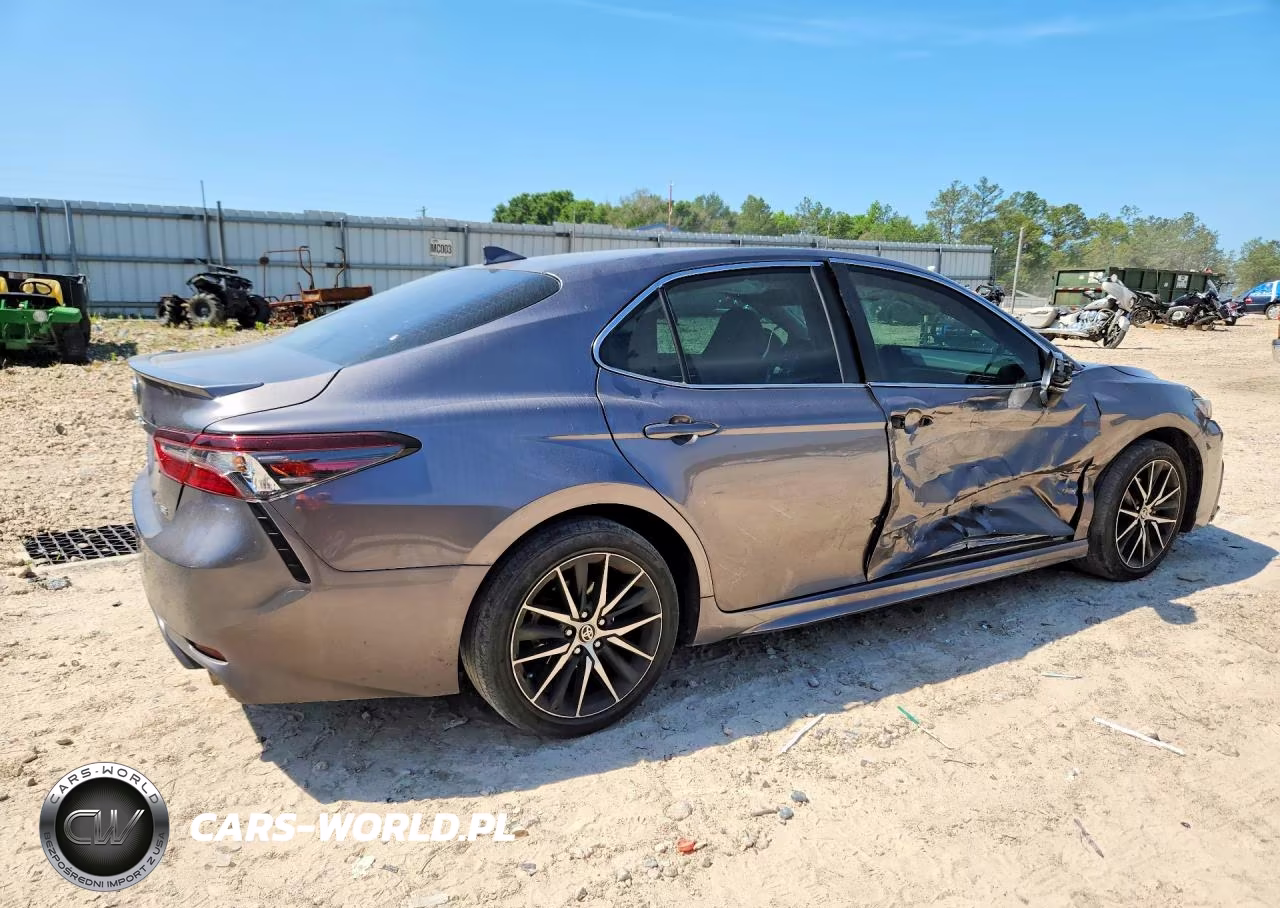 2024 Toyota Camry Se VIN:4T1G11AK5RU266360 - 3