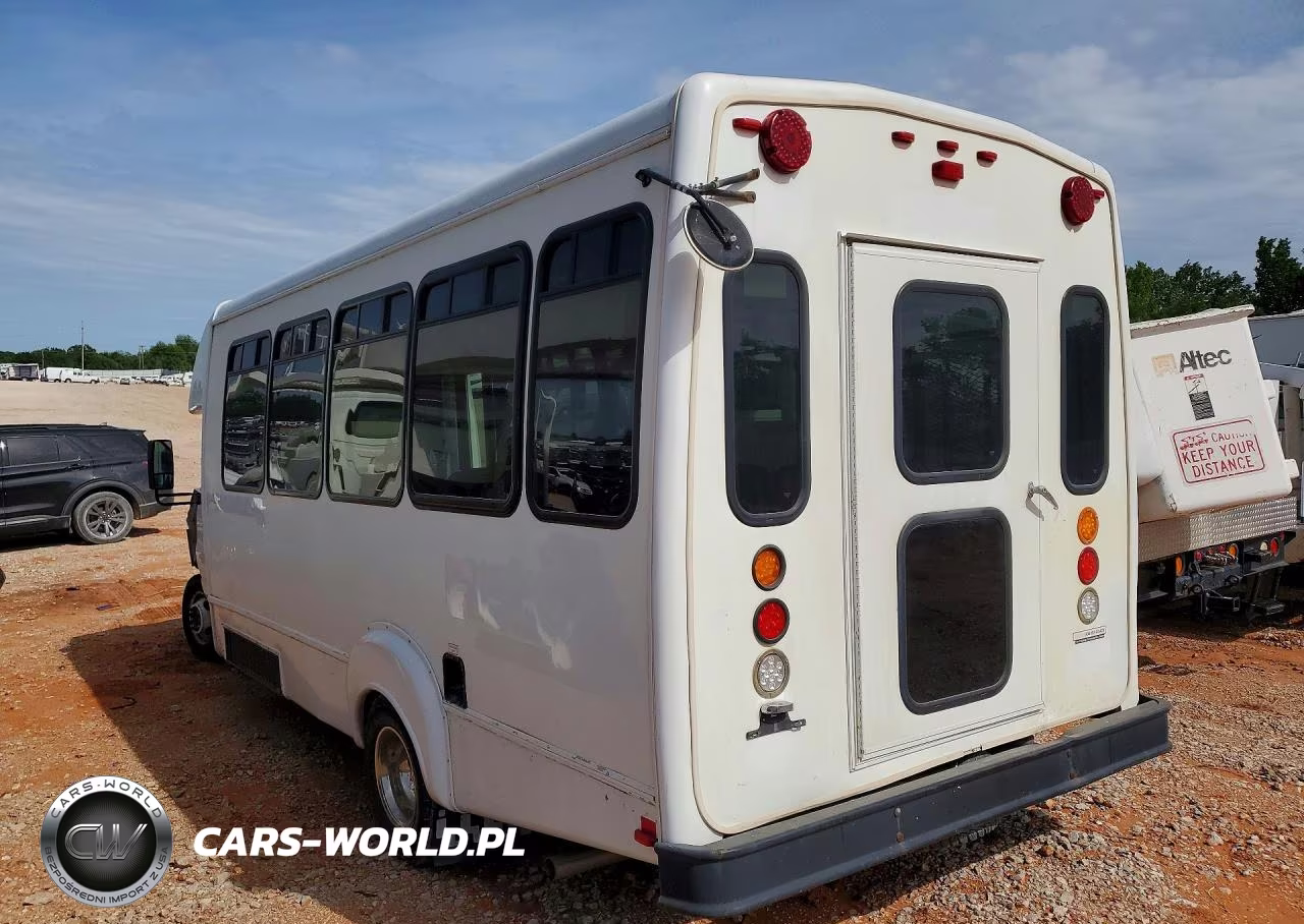 2014 Ford Econoline E450 Super Duty Cutaway Van VIN:1FDFE45S29DA84532 - 2