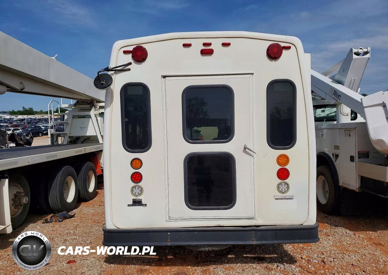 2014 Ford Econoline E450 Super Duty Cutaway Van VIN:1FDFE45S29DA84532 - 6