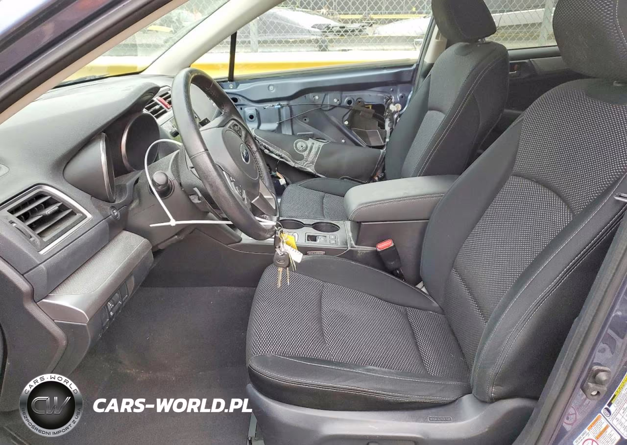 2017 Subaru Outback 2.5I Premium VIN:4S4BSACC0H3267711 - 7