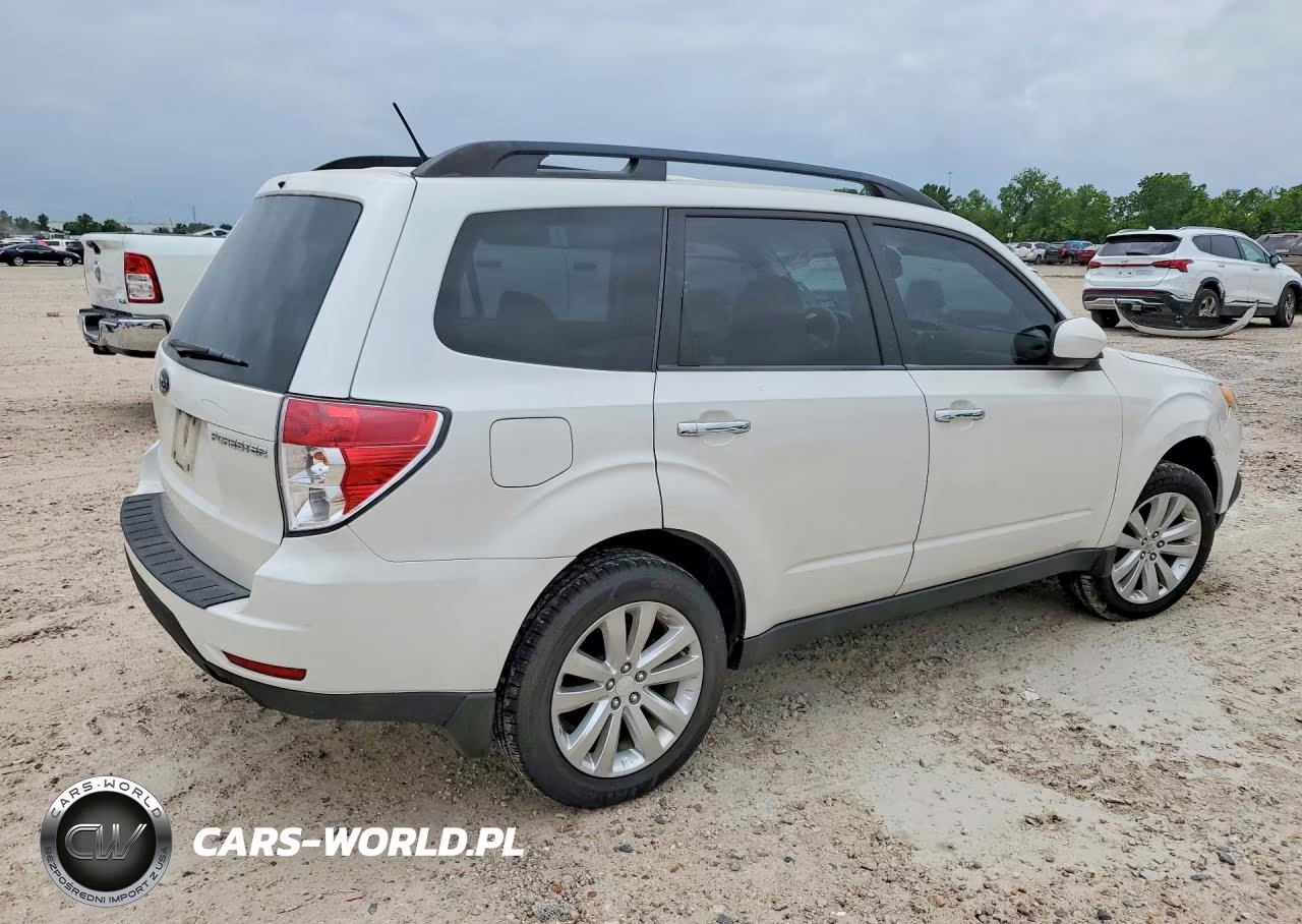 2011 Subaru Forester Limited VIN:JF2SHBECXBH704728 - 3