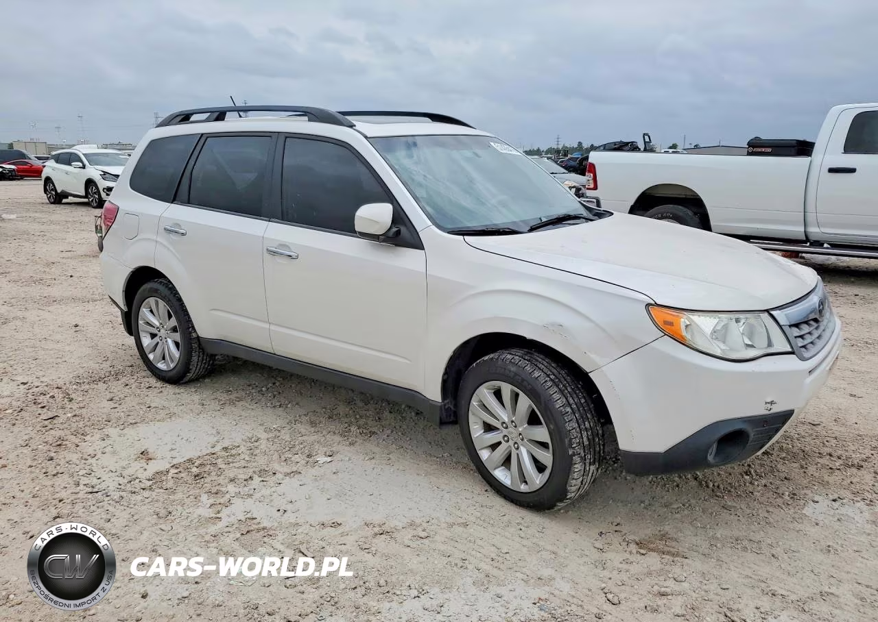 2011 Subaru Forester Limited VIN:JF2SHBECXBH704728 - 4