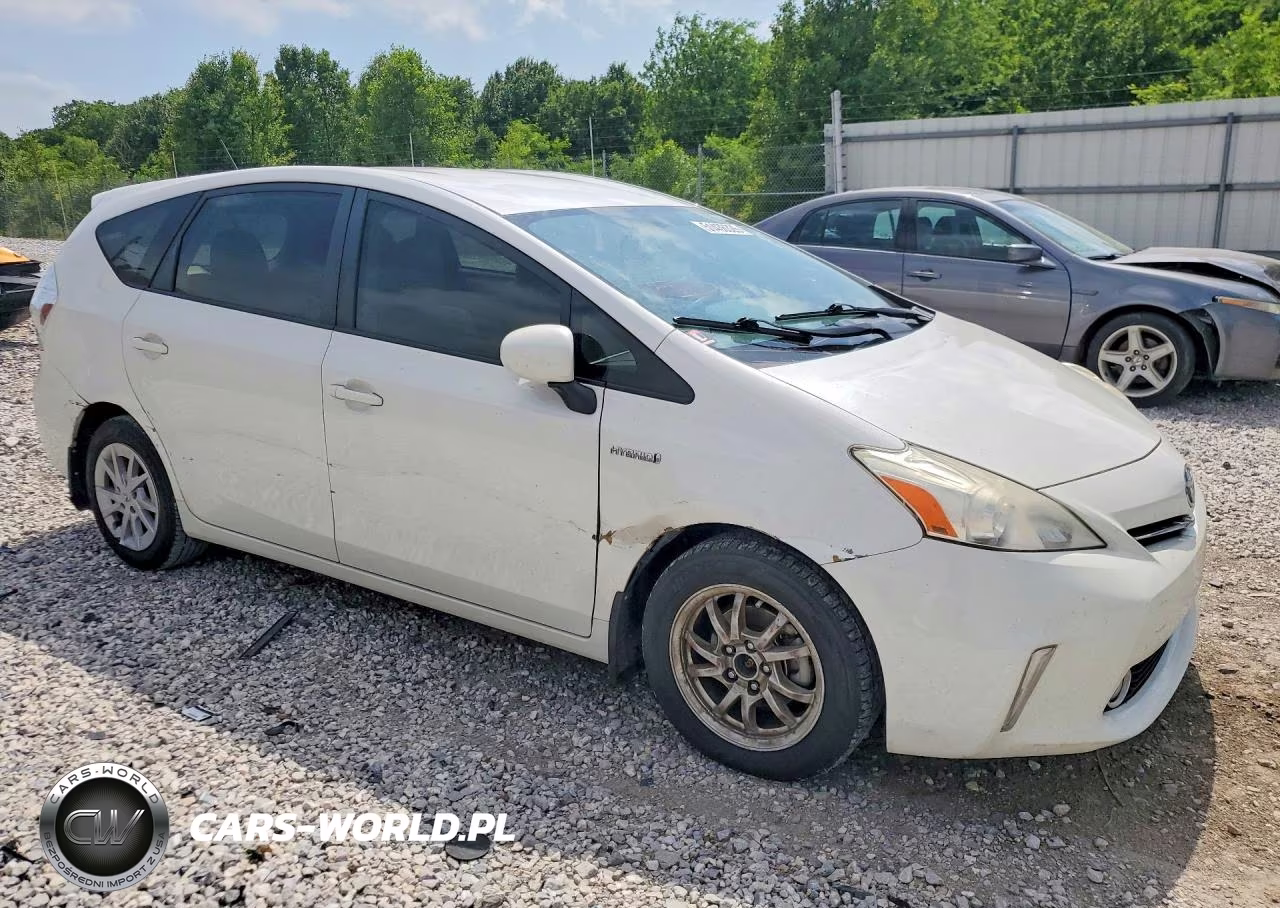 2012 Toyota Prius V Three VIN:JTDZN3EU6C3158898 - 4