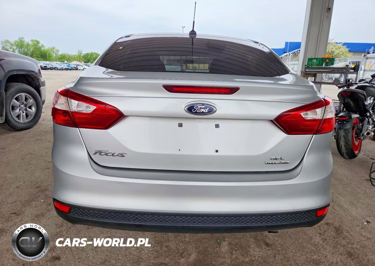 2012 Ford Focus Sel VIN:1FAHP3H22CL430403 - 6