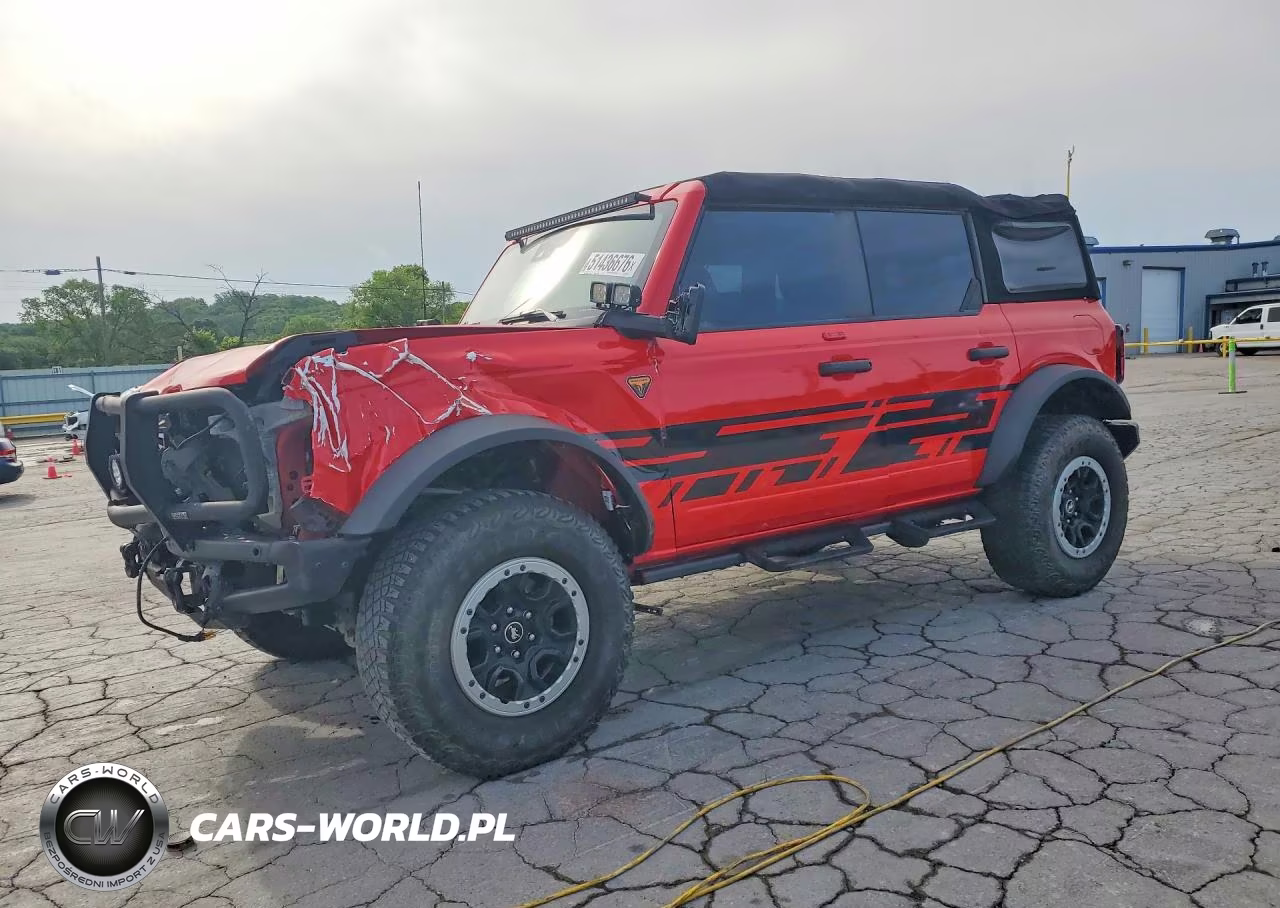 2023 Ford Bronco Base