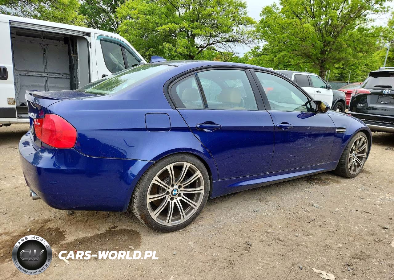 2011 BMW M3 VIN:WBSPM9C54BE202675 - 3