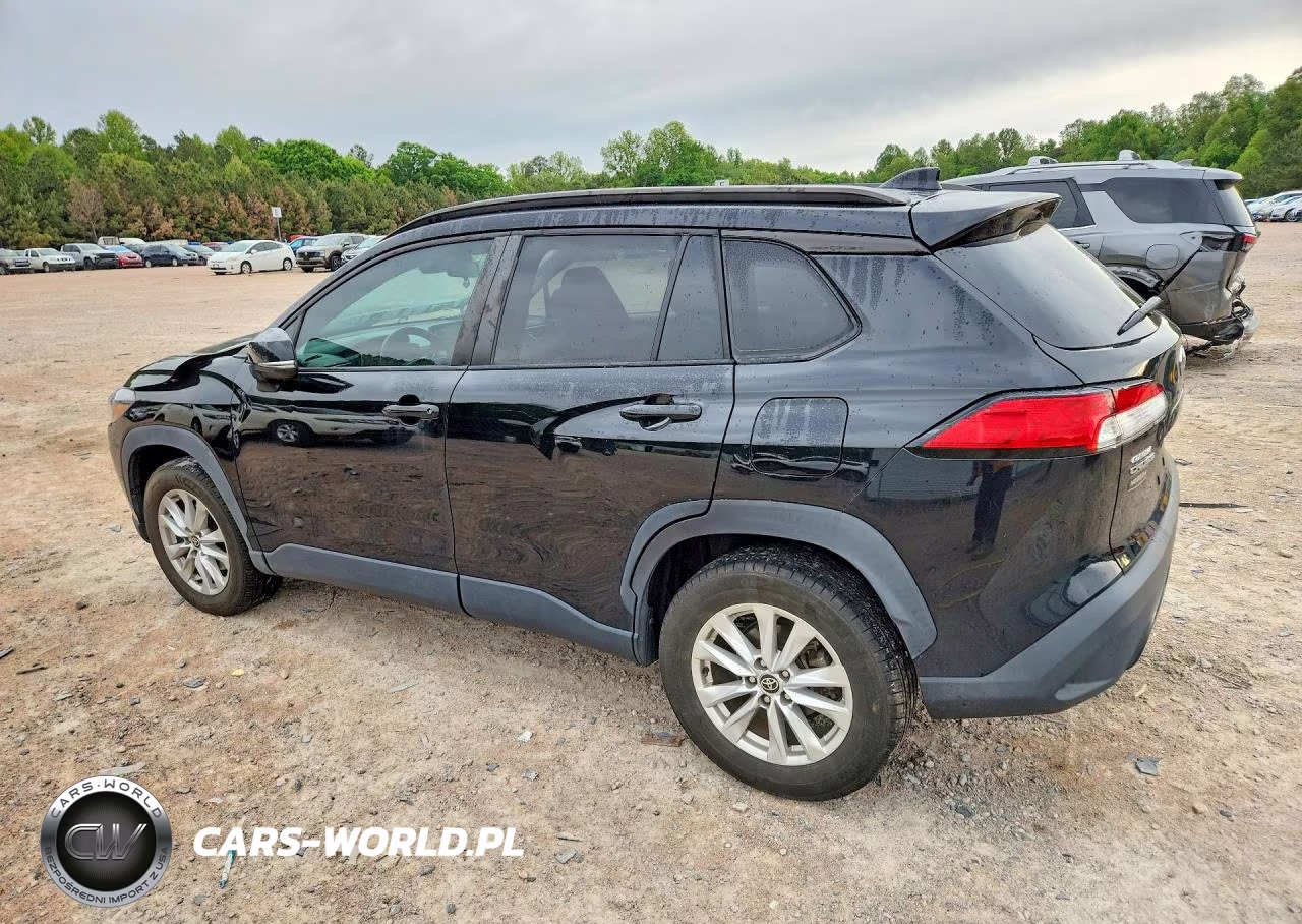 2022 Toyota Corolla Cross Le VIN:7MUCAABG9NV019022 - 2